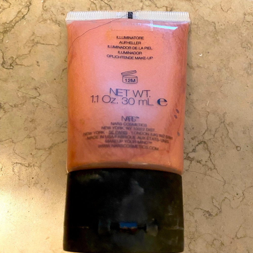 Nars Illuminator in orgasm - now discontinued, new in box!